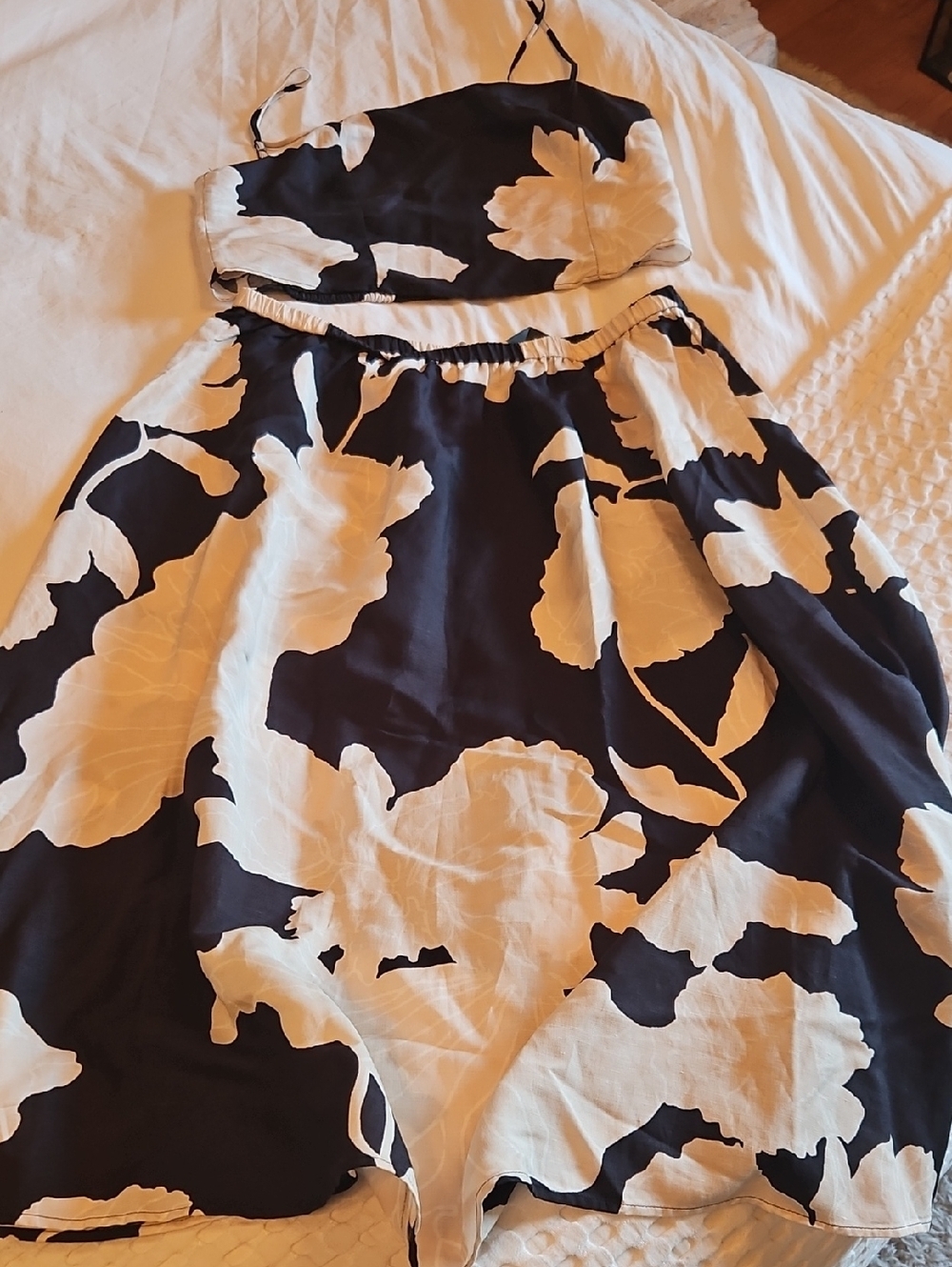 H&m Black and White Floral Skirted Set Lg